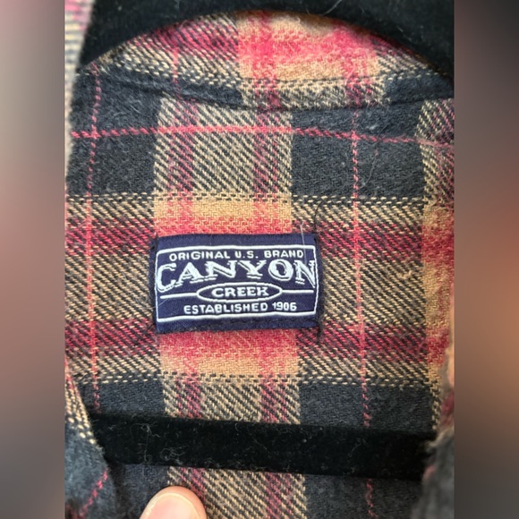 Canyon Creek Men’s Heavy Flannel LS Buttonup Shirt - Picture 5 of 7